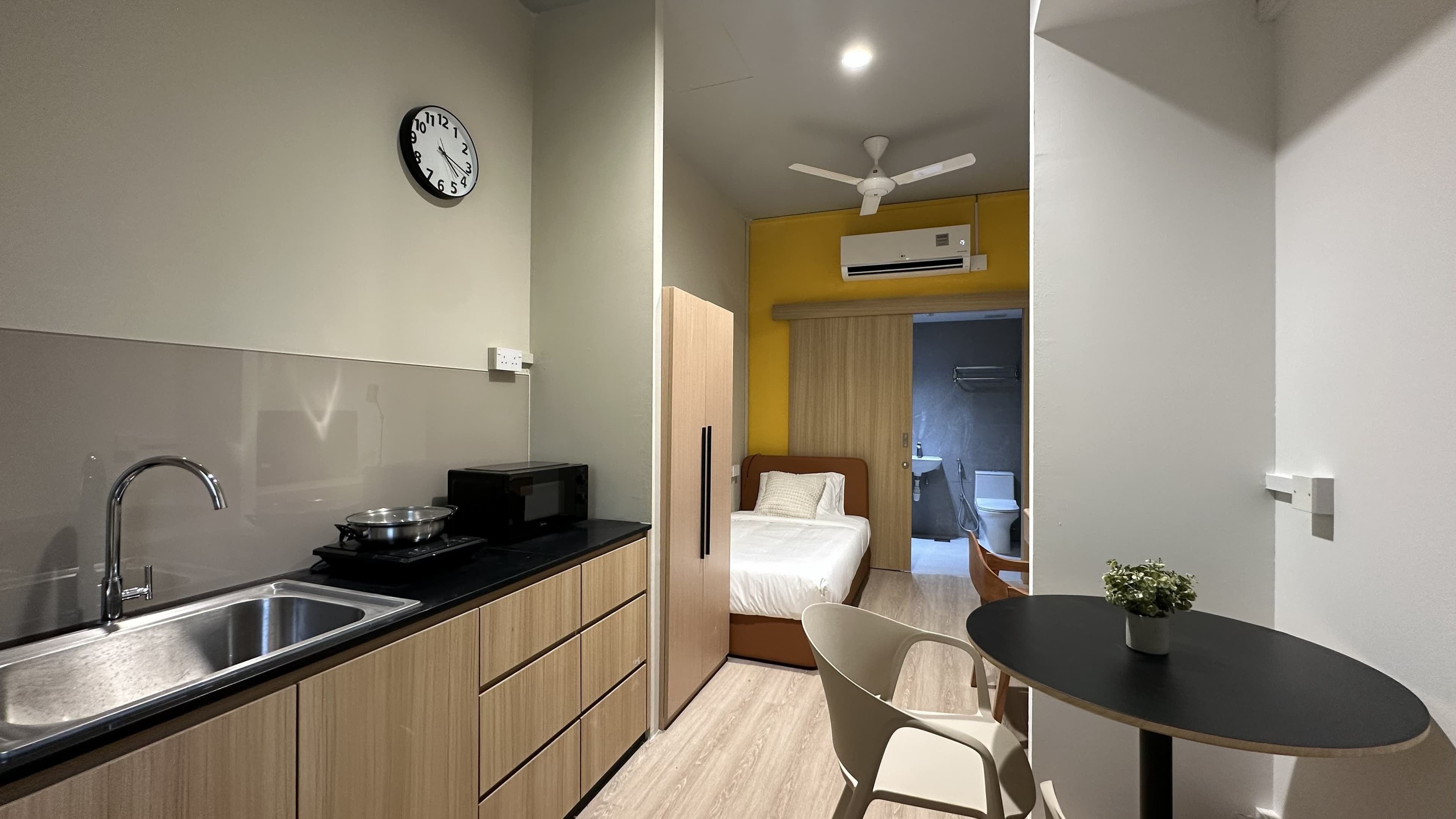 Single Studio (1 Month)